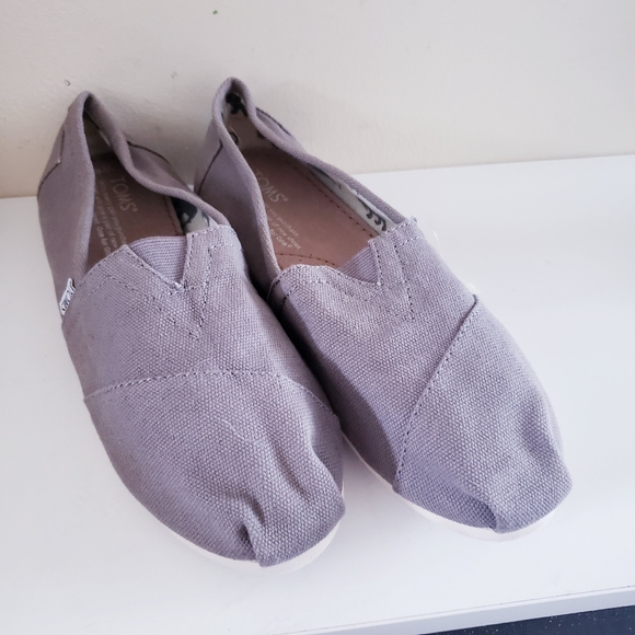 Toms NEW Women's Classic Ash Canvas Slip Ons - Taupe 6.5 - Picture 10 of 11